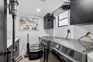 9729 N New River Canal Rd, Plantation, FL 33324 - Photo 21