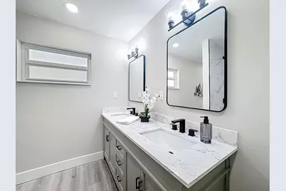 2338 2nd Court SE, Vero Beach, FL 32962 - Photo 17