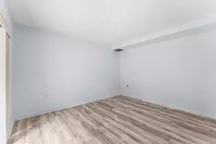 108 1st Terrace, Palm Beach Gardens, FL 33418 - Photo 7