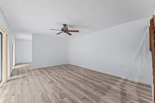 108 1st Terrace, Palm Beach Gardens, FL 33418 - Photo 5