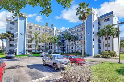 4700 Lucerne Lakes Boulevard #301, Lake Worth, FL 33467 - Photo 1