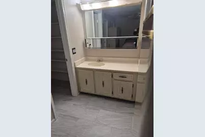 737 N High Point Bend S #B, Delray Beach, FL 33445 - Photo 11