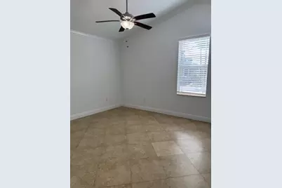 3201 Johns Place, Palm Springs, FL 33461 - Photo 11