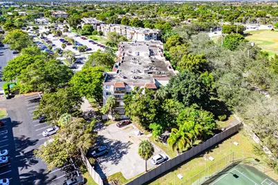 1681 NW 70th Avenue #102, Plantation, FL 33313 - Photo 31