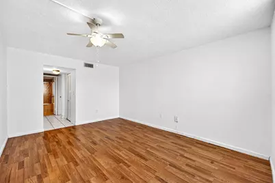 1681 NW 70th Avenue #102, Plantation, FL 33313 - Photo 9