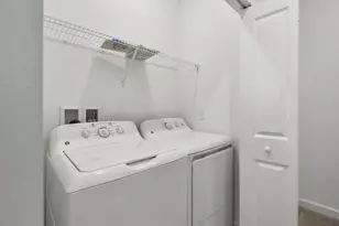 640 SE Lk Fls St, Port Saint Lucie, FL 34984 - Photo 11