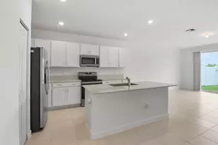 640 SE Lk Fls St, Port Saint Lucie, FL 34984 - Photo 5