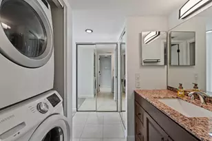 1625 SE Green Acres Cir, Port Saint Lucie, FL 34952 - Photo 17