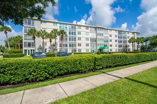 2333 Indian River Blvd, Vero Beach, FL 32960 - Photo 23