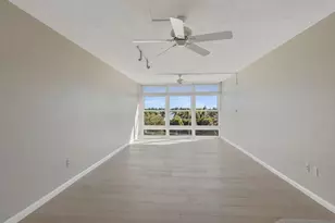 2333 Indian River Blvd, Vero Beach, FL 32960 - Photo 5