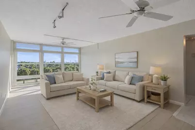 2333 Indian River Boulevard #502, Vero Beach, FL 32960 - Photo 3