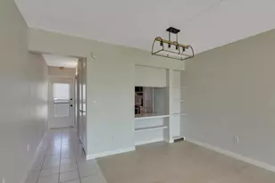 2333 Indian River Blvd, Vero Beach, FL 32960 - Photo 7