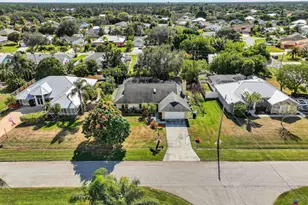 3438 SE Hart Cir, Port Saint Lucie, FL 34984 - Photo 43