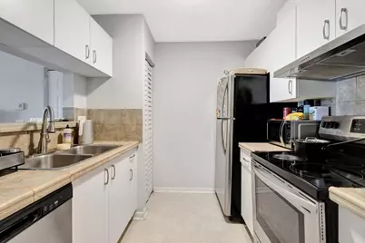 1739 Village Boulevard #306, West Palm Beach, FL 33409 - Photo 7