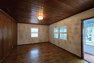 621 NW Australian St, Stuart, FL 34994 - Photo 9