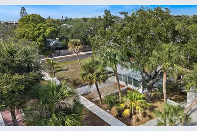 621 NW Australian Street, Stuart, FL 34994 - Photo 7