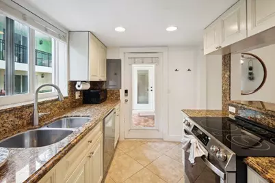49 SE 7th Avenue #1, Delray Beach, FL 33445 - Photo 7