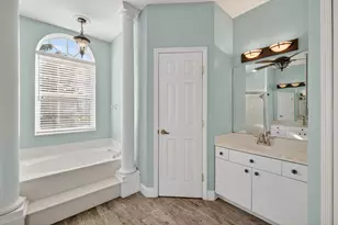 539 SE Nome Dr, Port Saint Lucie, FL 34984 - Photo 23