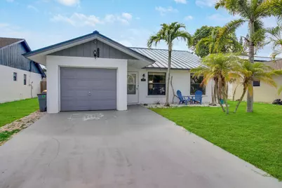 5929 SE Collins Avenue, Stuart, FL 34997 - Photo 33