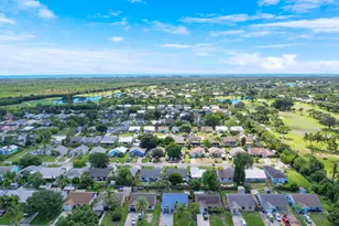 5929 SE Collins Ave, Stuart, FL 34997 - Photo 37