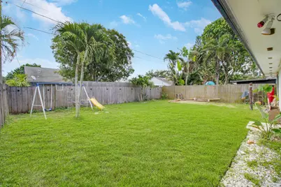 5929 SE Collins Avenue, Stuart, FL 34997 - Photo 27