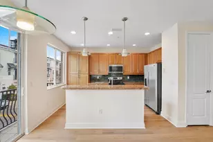 560 NW 39th Cir, Boca Raton, FL 33431 - Photo 9