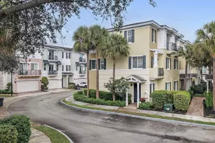 560 NW 39th Cir, Boca Raton, FL 33431 - Photo 1