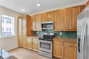 560 NW 39th Cir, Boca Raton, FL 33431 - Photo 13