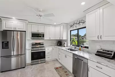 4854 Eqestrian Circle #B, Boynton Beach, FL 33426 - Photo 7