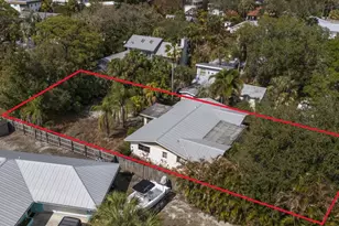 764 SE St Lucie Blvd, Stuart, FL 34996 - Photo 5