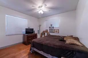 730 N 5th St, Lantana, FL 33462 - Photo 17