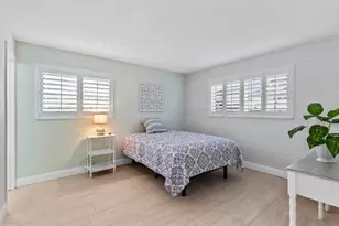 18081 SE Country Club Dr, Jupiter, FL 33469 - Photo 9
