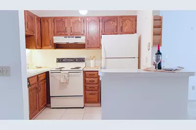 25 Lake Vista Trail #204, Port Saint Lucie, FL 34952 - Photo 9