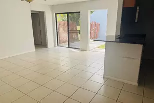 13 Crossings Cir, Boynton Beach, FL 33435 - Photo 5