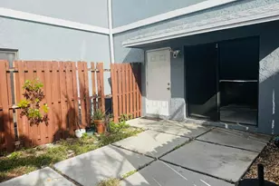 13 Crossings Cir, Boynton Beach, FL 33435 - Photo 3