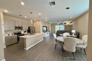 1561 SE Crosswood Wy, Port Saint Lucie, FL 34984 - Photo 5