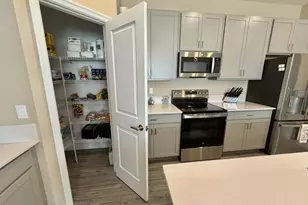 1561 SE Crosswood Wy, Port Saint Lucie, FL 34984 - Photo 11