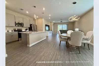 1561 SE Crosswood Way, Port Saint Lucie, FL 34984 - Photo 7