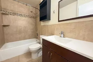 5811 NE 14th Rd, Fort Lauderdale, FL 33334 - Photo 23