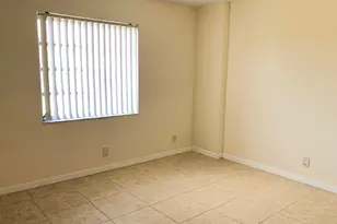 5811 NE 14th Rd, Fort Lauderdale, FL 33334 - Photo 13