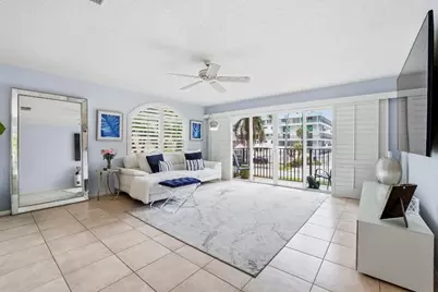 2049 SE 6th Street #F, Deerfield Beach, FL 33441 - Photo 3