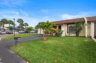 16004 Laurel Oak Cir, Delray Beach, FL 33484 - Photo 3