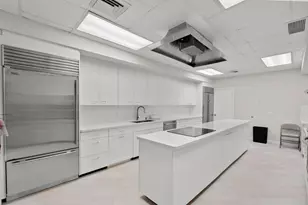 200 Bradley Pl, Palm Beach, FL 33480 - Photo 37