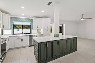 5 Copaire Dr, Sewalls Point, FL 34996 - Photo 3