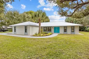 5 Copaire Dr, Sewalls Point, FL 34996 - Photo 5