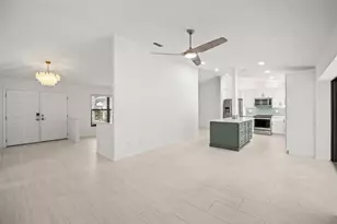 5 Copaire Dr, Sewalls Point, FL 34996 - Photo 9