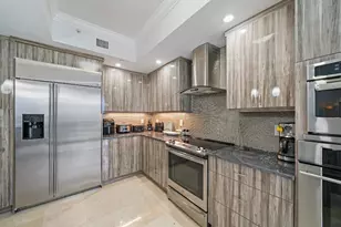 4600 N Ocean Dr, Singer Island, FL 33404 - Photo 9