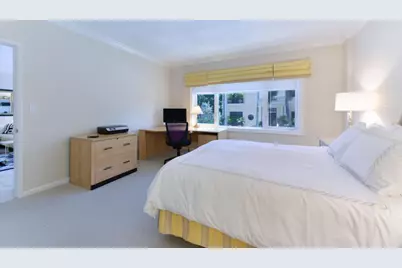 250 Bradley Place #210, Palm Beach, FL 33480 - Photo 9