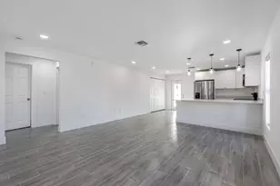 3244 SE Jefferson St, Stuart, FL 34997 - Photo 9