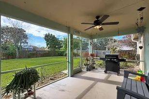 2038 SW Libra Ln, Port Saint Lucie, FL 34984 - Photo 27